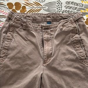 Old Navy cute ankle length utility khaki pants ☺️💛